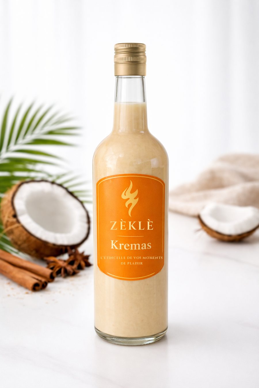 Bouteille de Kremas Zèklè avec noix de coco, cannelle et badiane